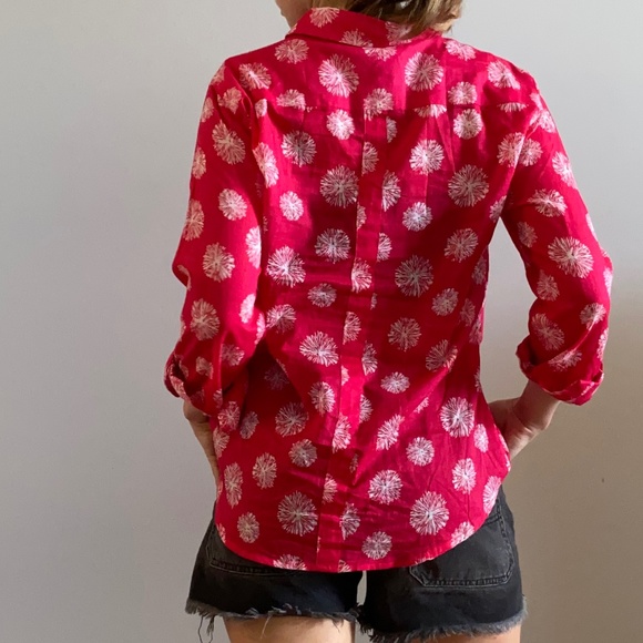 French Curve Button Up - Picture 2 of 4